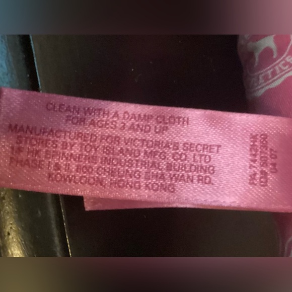 PINK Victoria’s Secret 2007 Dog Plush - Picture 8 of 9